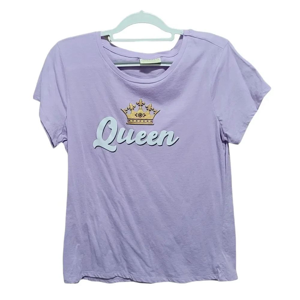 Lavender Queen graphic tee